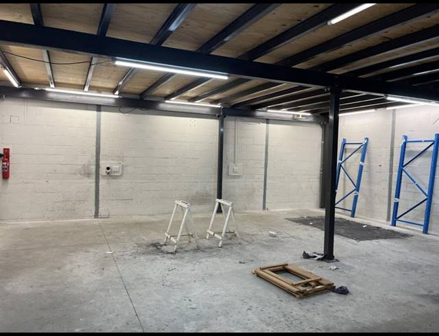 INDUSTRIAL PROPERTY TO RENT IN NORTHGATE ISLAND